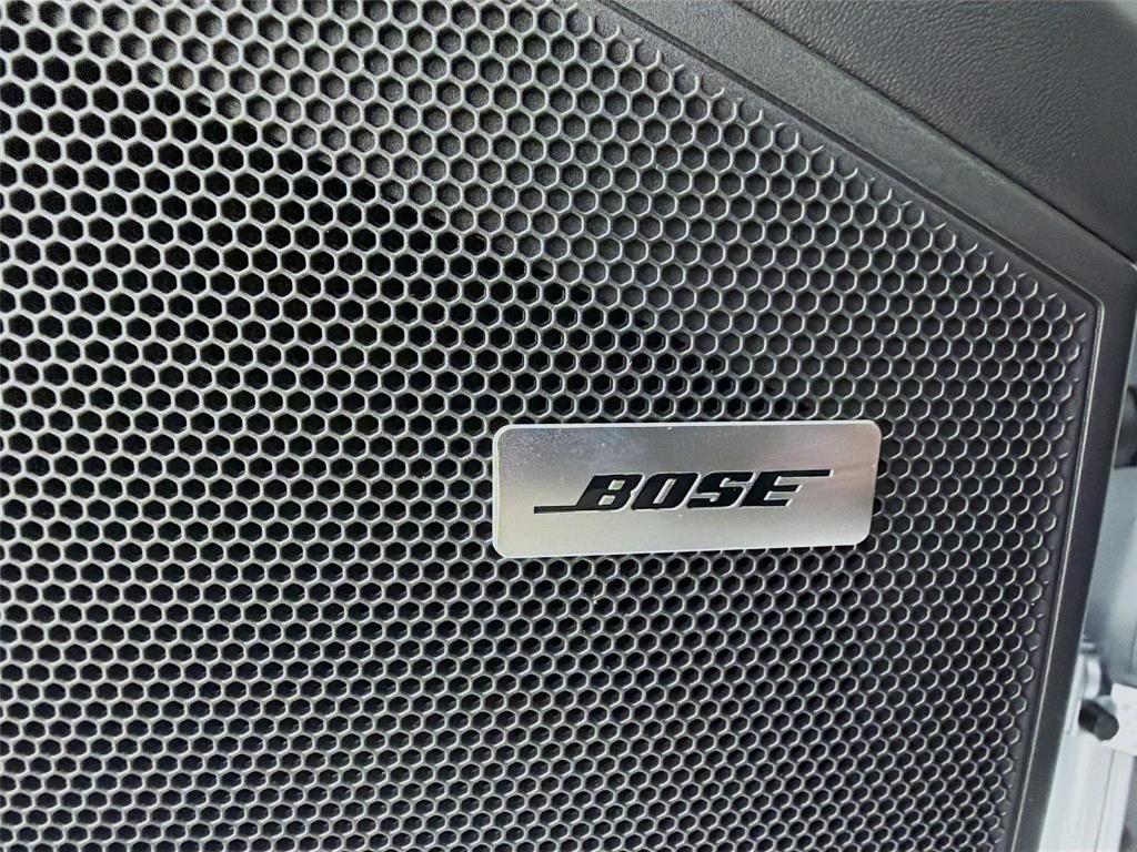 new 2025 Porsche Cayenne car