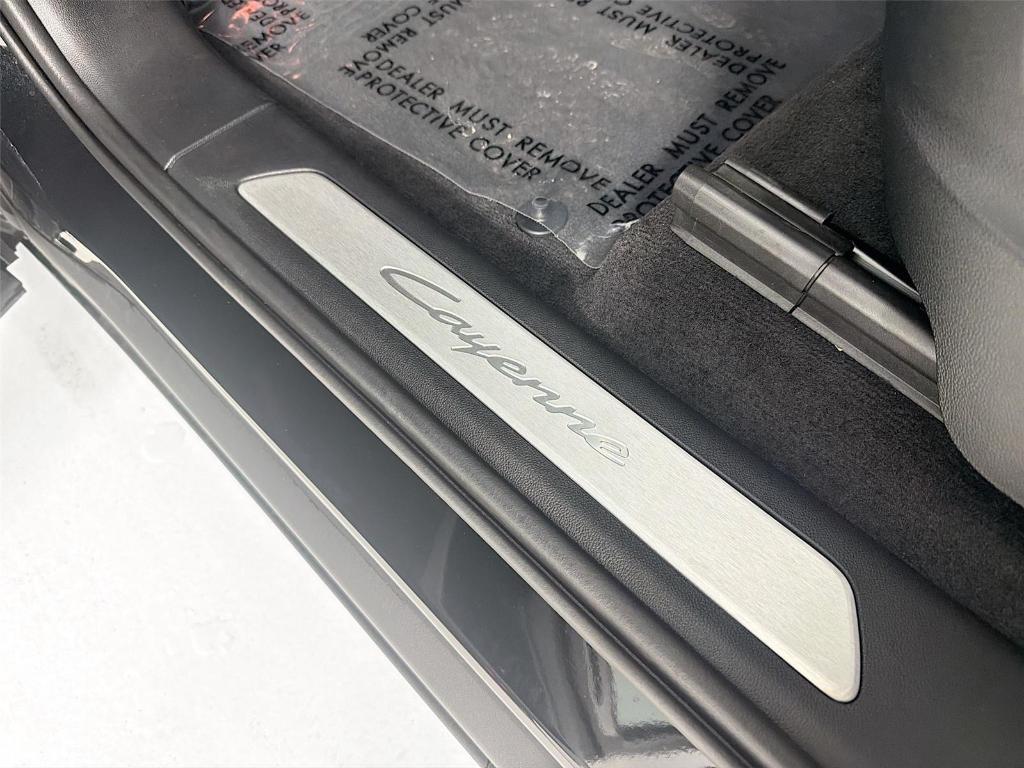 new 2026 Porsche Cayenne car