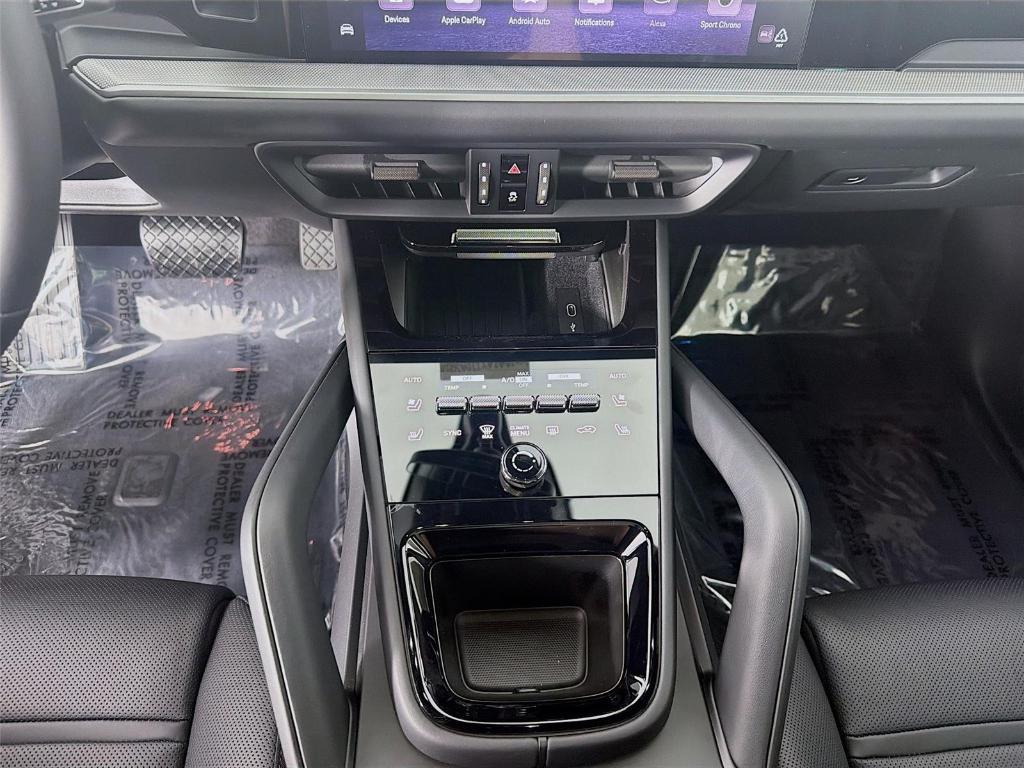 new 2026 Porsche Cayenne car