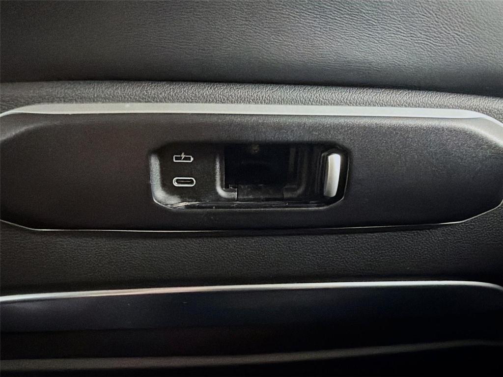 used 2023 BMW X7 car, priced at $50,900