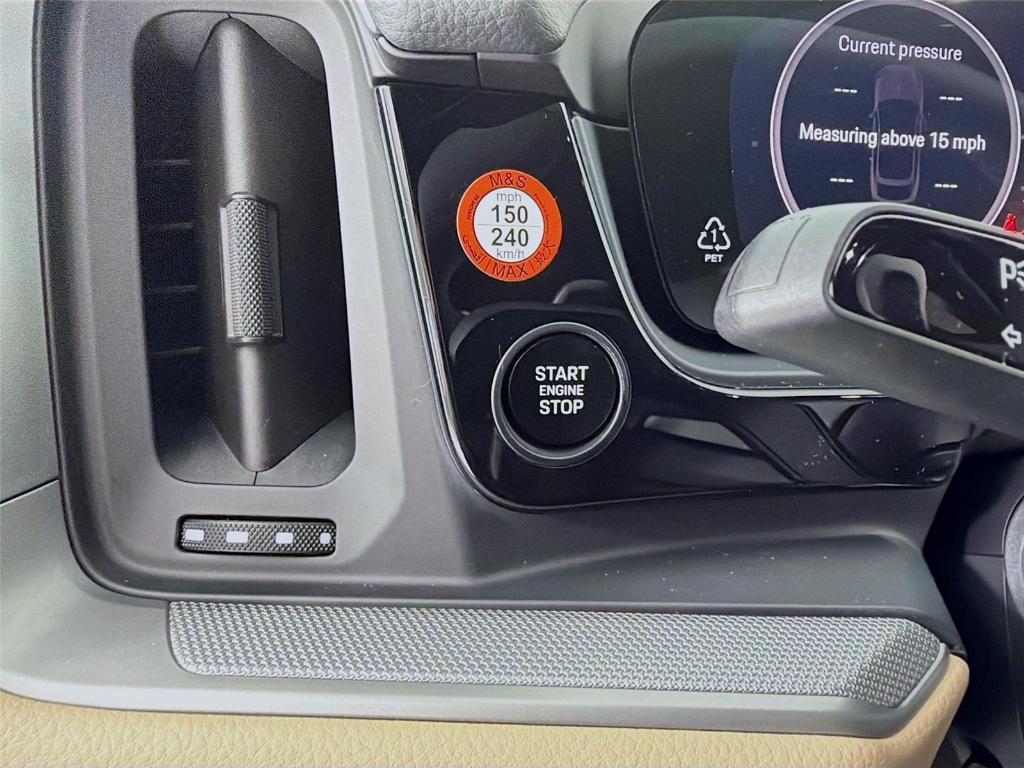 new 2026 Porsche Cayenne car