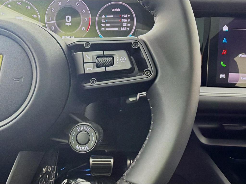 new 2025 Porsche Cayenne car