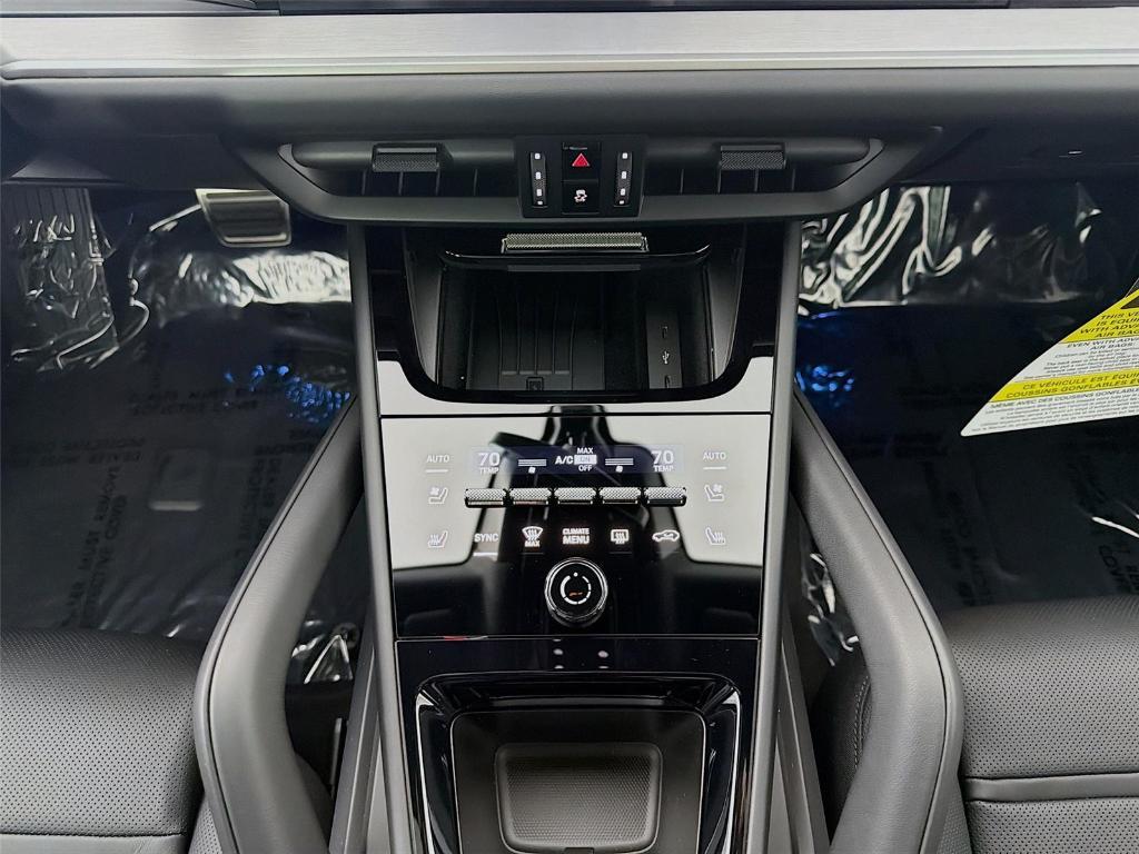 new 2025 Porsche Cayenne car