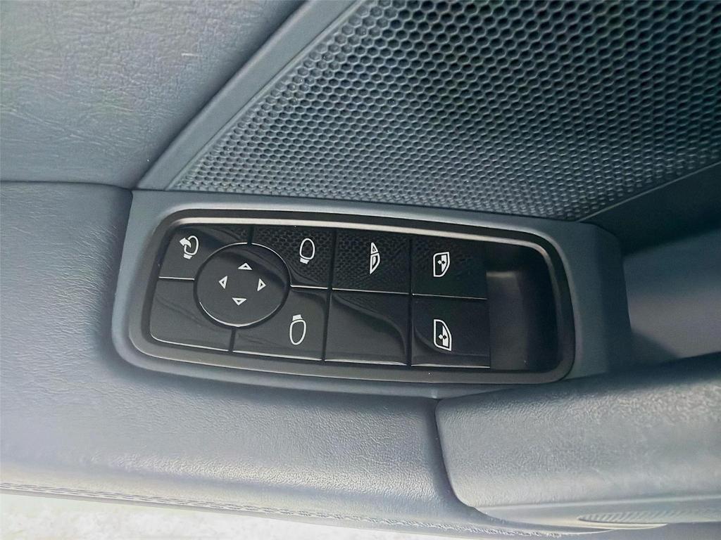 used 2021 Porsche 911 car, priced at $135,900