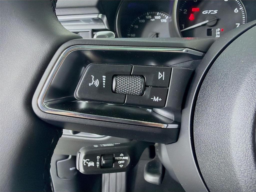 new 2026 Porsche Macan car