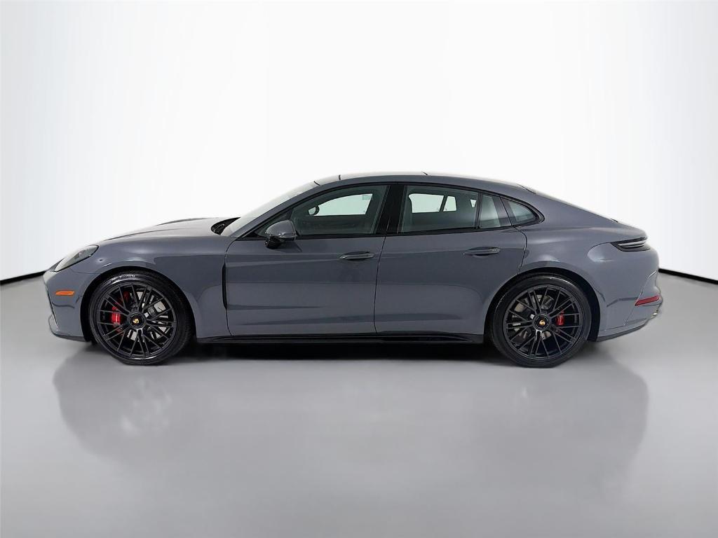 new 2026 Porsche Panamera car