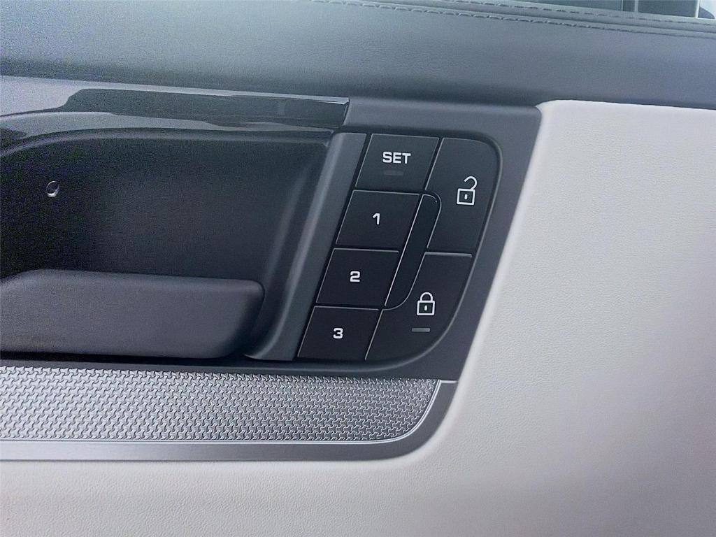 new 2026 Porsche Cayenne car