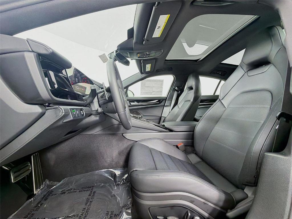 new 2025 Porsche Panamera car