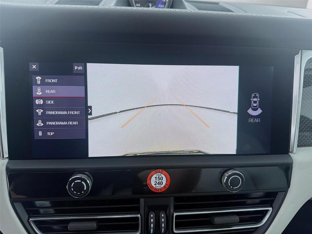 new 2025 Porsche Macan car