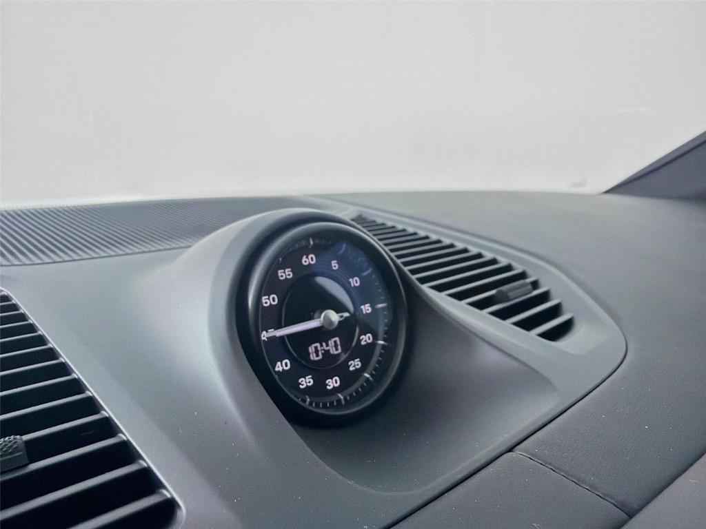 new 2025 Porsche Cayenne car