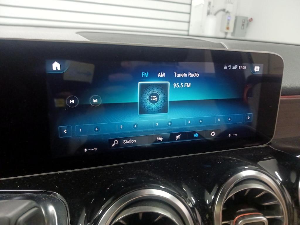 used 2020 Mercedes-Benz GLB 250 car, priced at $23,998