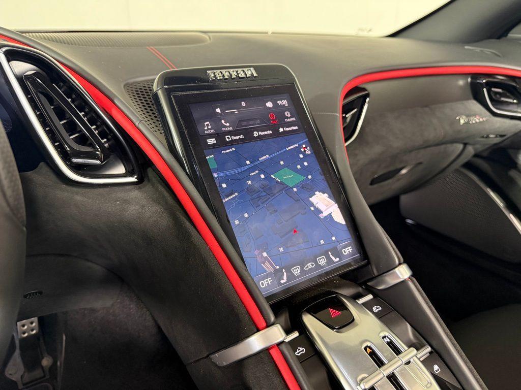 new 2024 Ferrari Roma Spider car