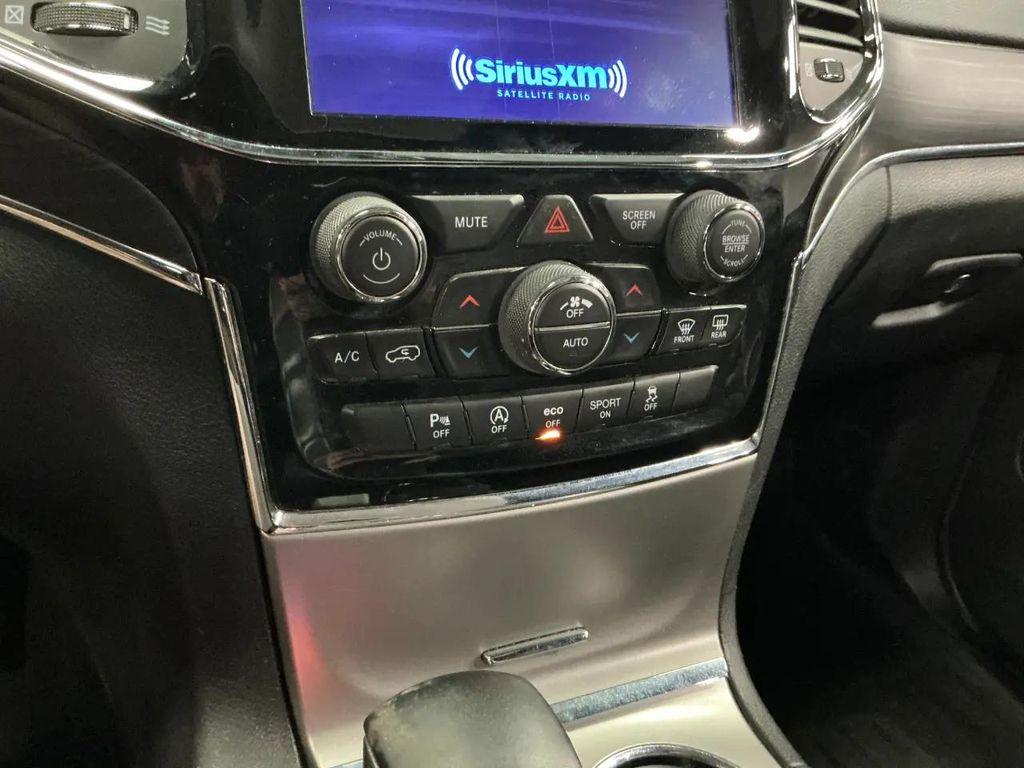 used 2019 Jeep Grand Cherokee car, priced at $17,380