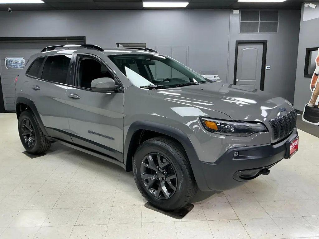 used 2019 Jeep Cherokee car, priced at $10,995