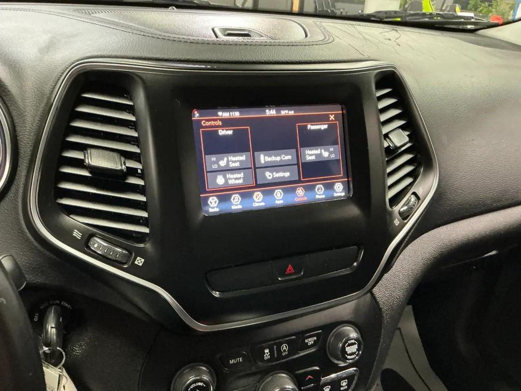 used 2019 Jeep Cherokee car, priced at $10,995
