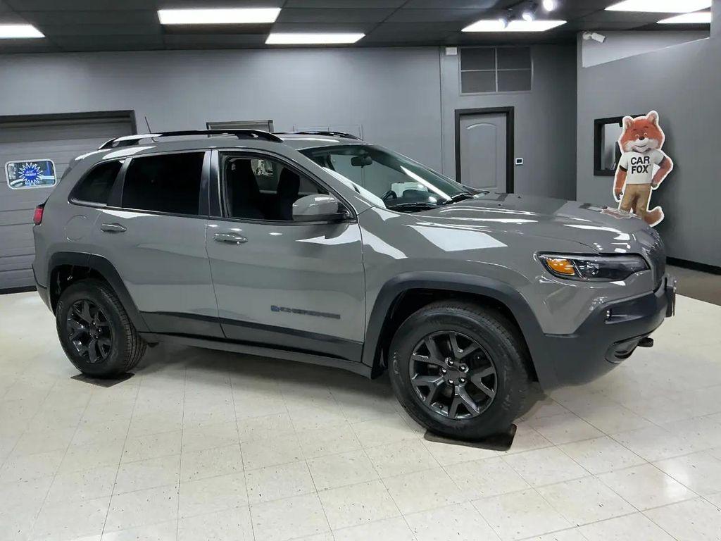 used 2019 Jeep Cherokee car, priced at $10,995