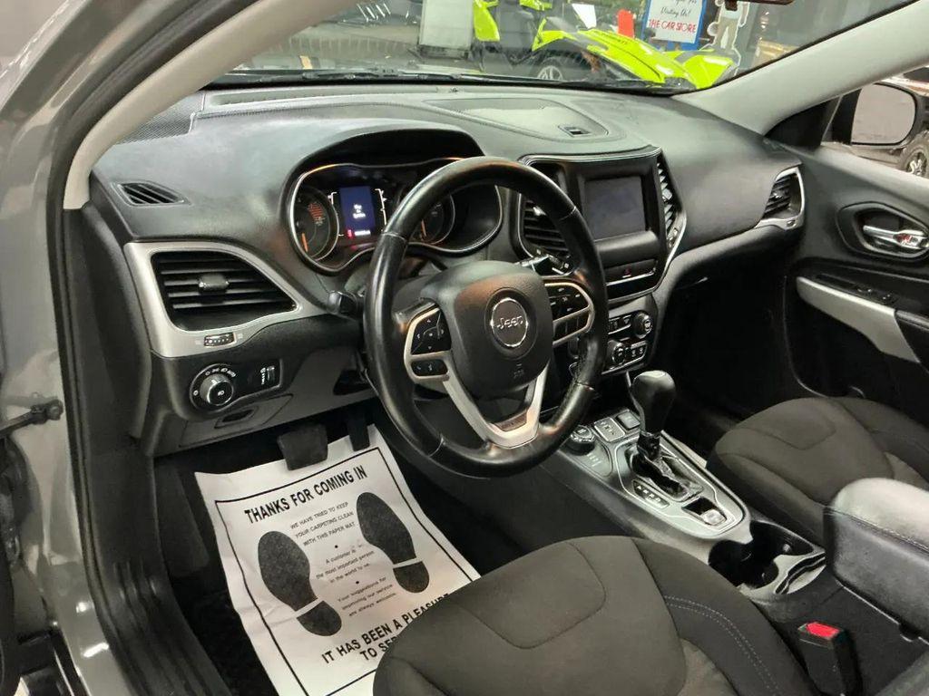 used 2019 Jeep Cherokee car, priced at $10,995