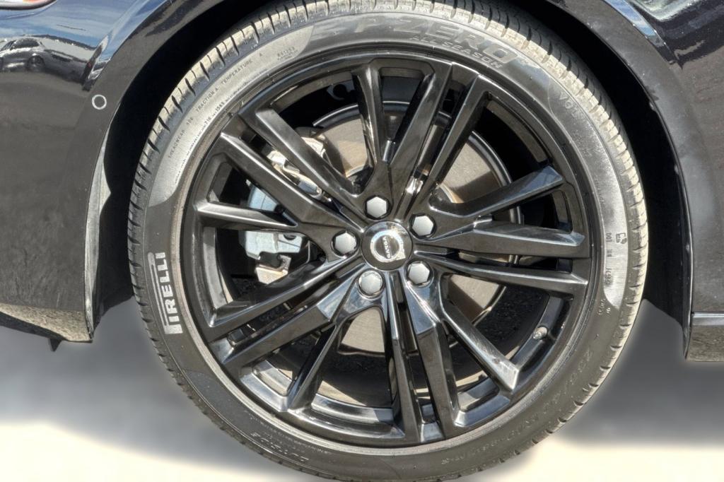 used 2024 Volvo S60 car, priced at $30,998