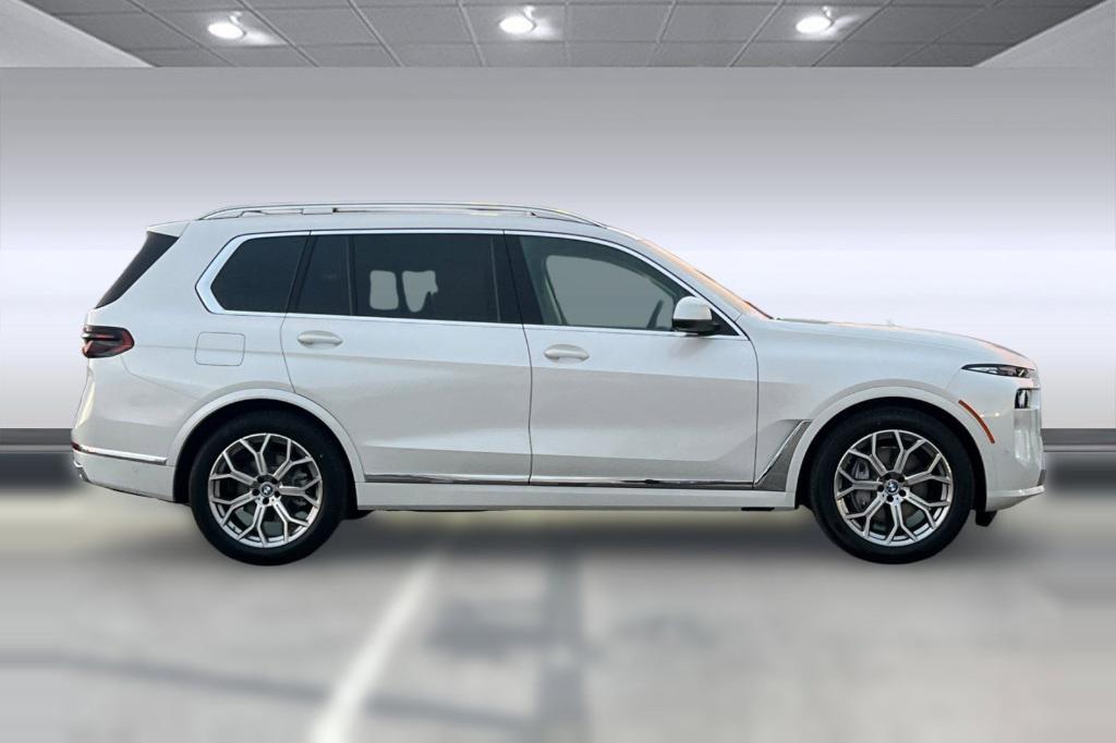 new 2026 BMW X7 car, priced at $92,540
