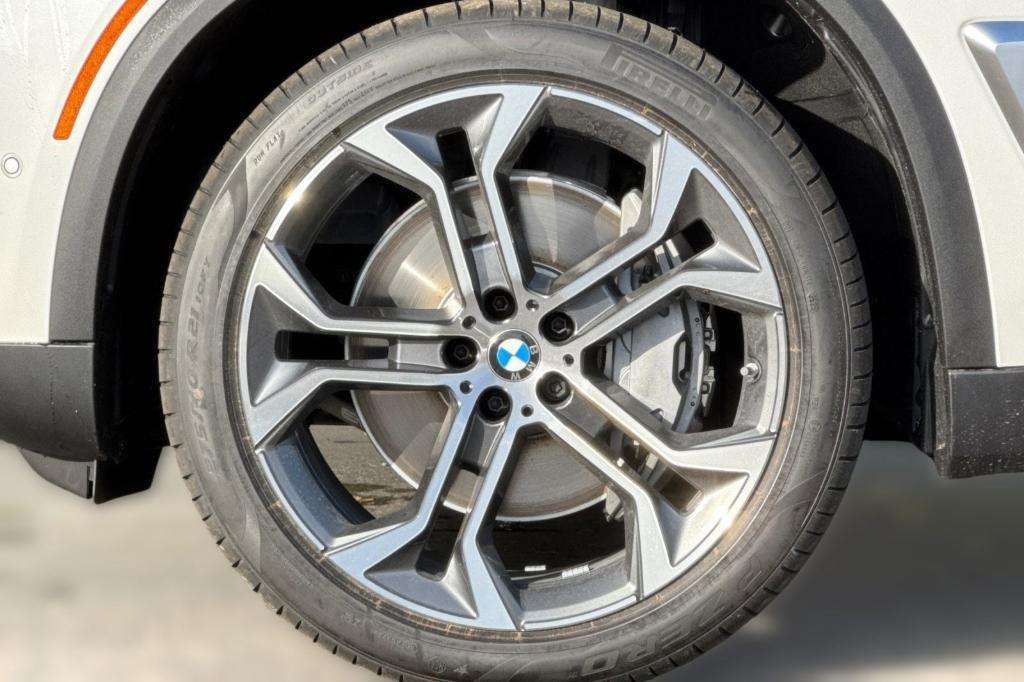 new 2026 BMW X5 PHEV car, priced at $83,575