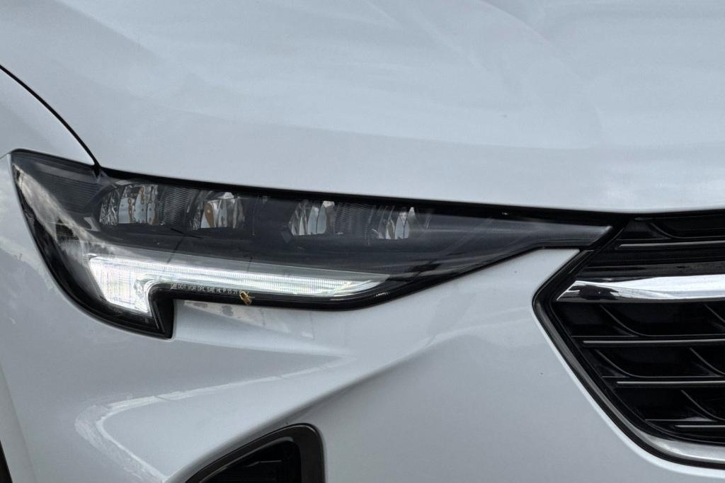 used 2022 Buick Envision car, priced at $20,999