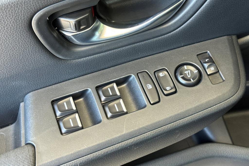 used 2025 Honda Pilot car, priced at $39,084