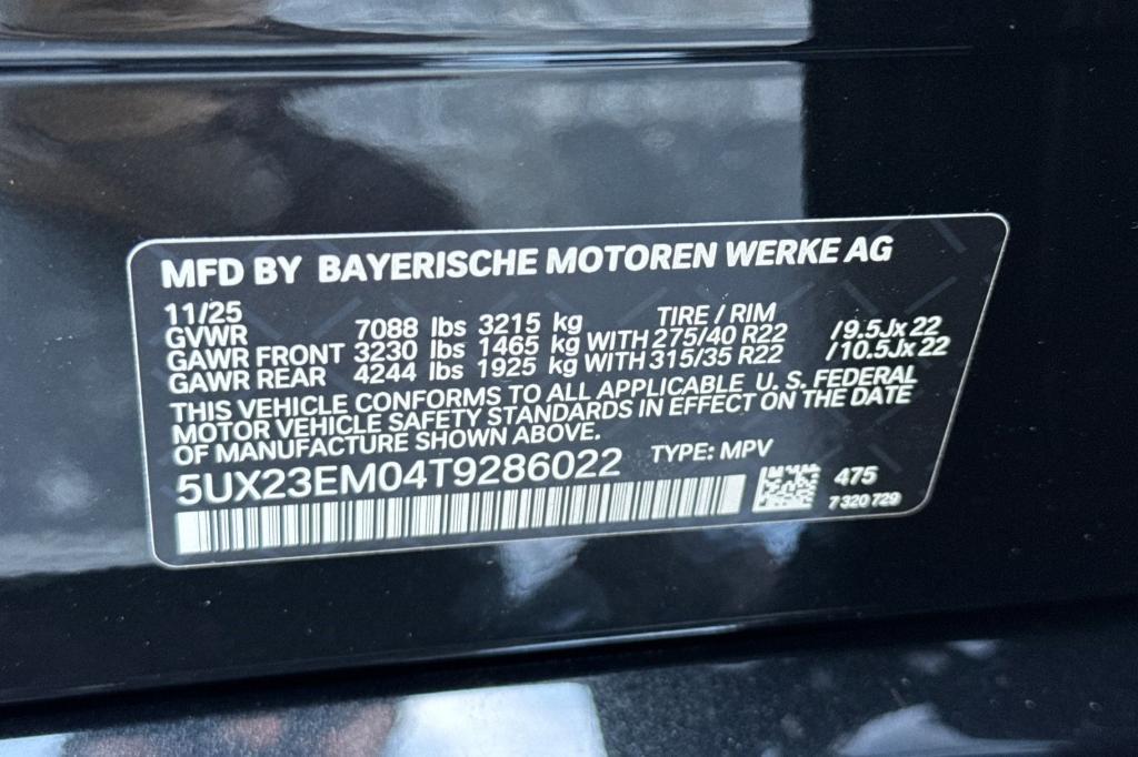 new 2026 BMW X7 car, priced at $106,060