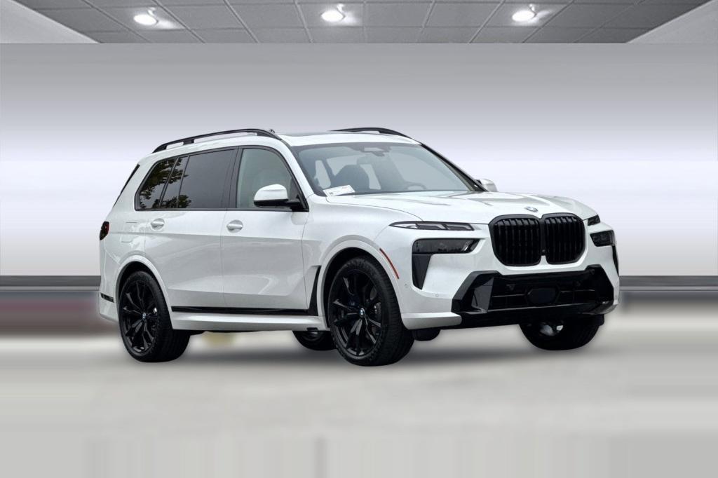 new 2026 BMW X7 car, priced at $106,710