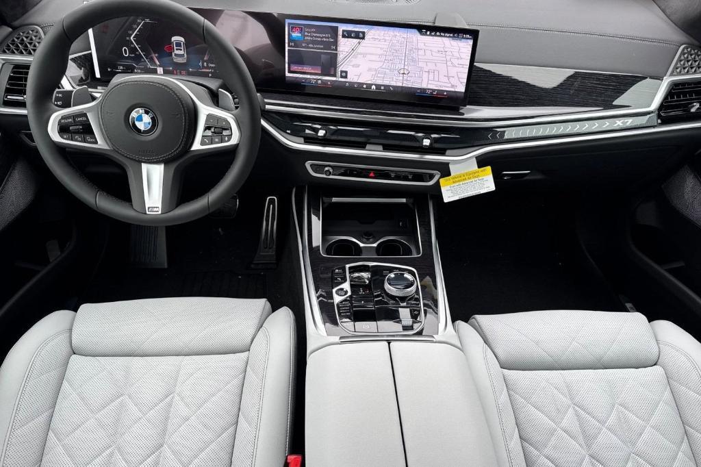 new 2026 BMW X7 car, priced at $106,710