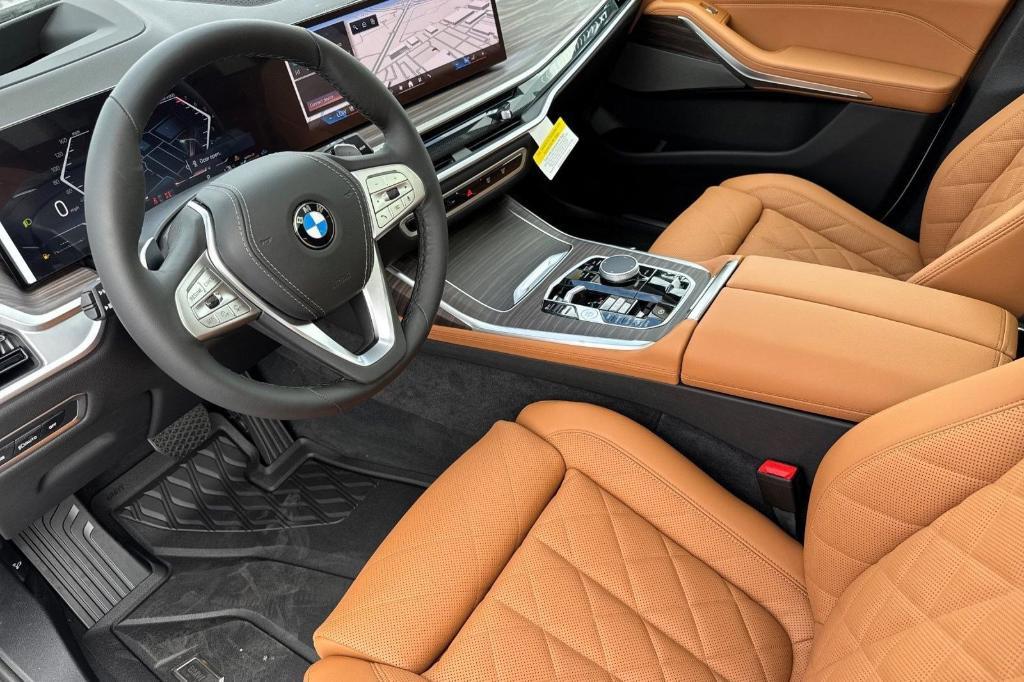 new 2026 BMW X7 car, priced at $93,890