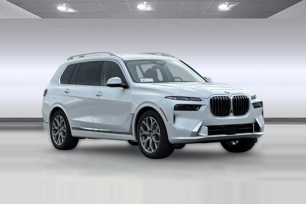 new 2026 BMW X7 car, priced at $93,890