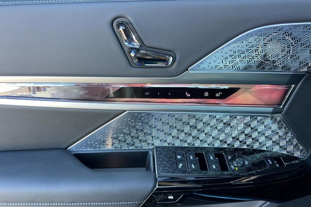 new 2025 BMW 740 car, priced at $115,125
