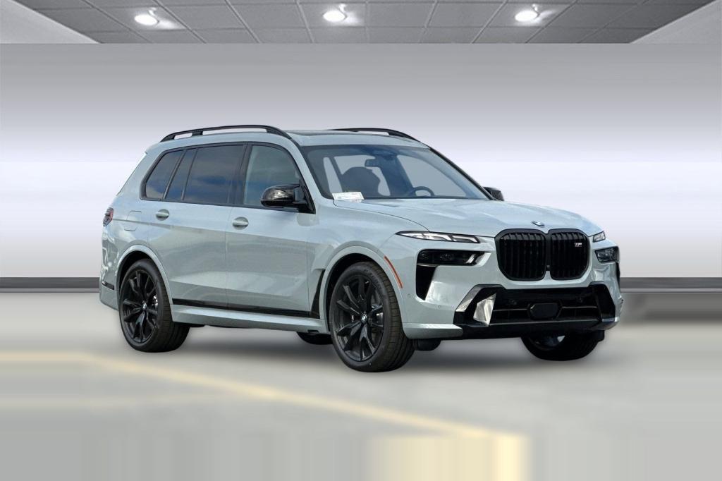 new 2026 BMW X7 car, priced at $127,215