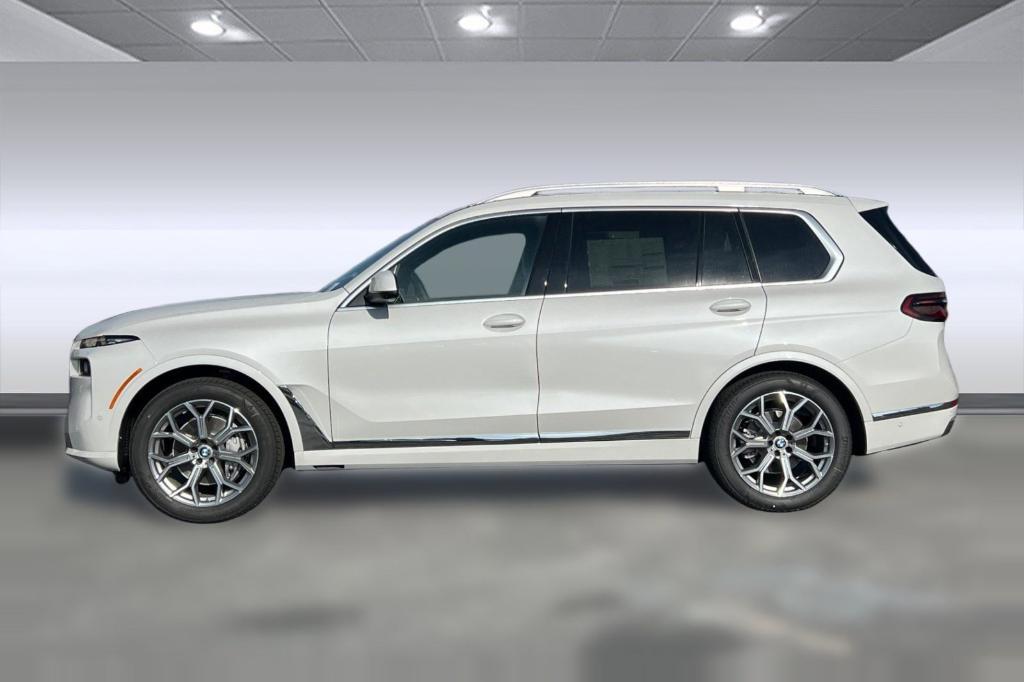 new 2026 BMW X7 car, priced at $93,540