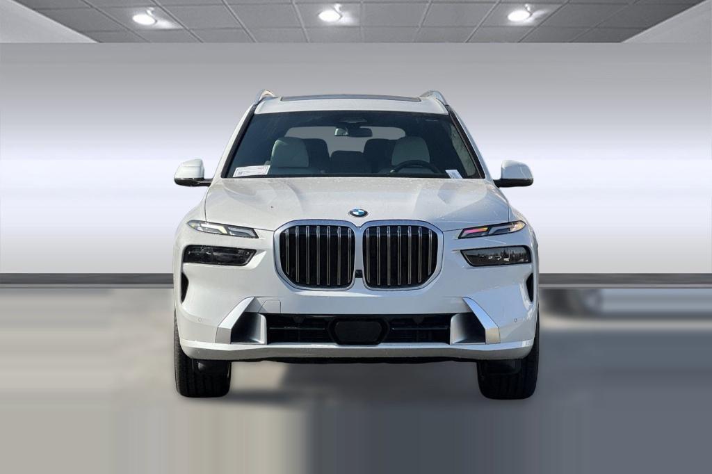 new 2026 BMW X7 car, priced at $93,540