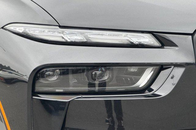 used 2024 BMW X7 car, priced at $80,998