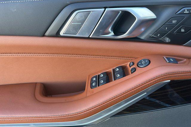new 2026 BMW X7 car, priced at $103,065