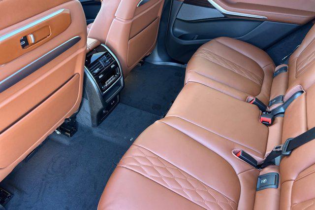 new 2026 BMW X7 car, priced at $103,065