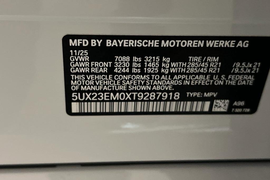 new 2026 BMW X7 car, priced at $92,490