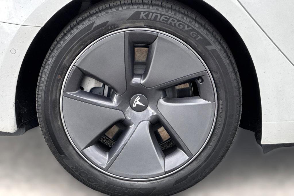 used 2022 Tesla Model 3 car, priced at $26,999