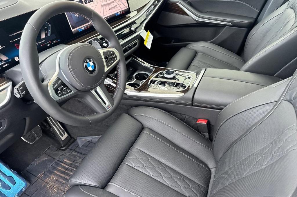 new 2026 BMW X7 car, priced at $122,820