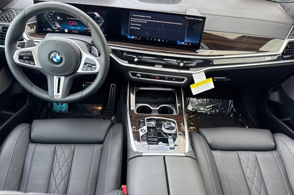 new 2026 BMW X7 car, priced at $122,820