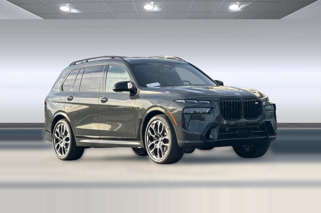 new 2026 BMW X7 car, priced at $122,820