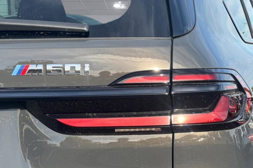 new 2026 BMW X7 car, priced at $122,820