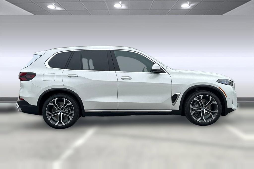 new 2026 BMW X5 PHEV car, priced at $84,025