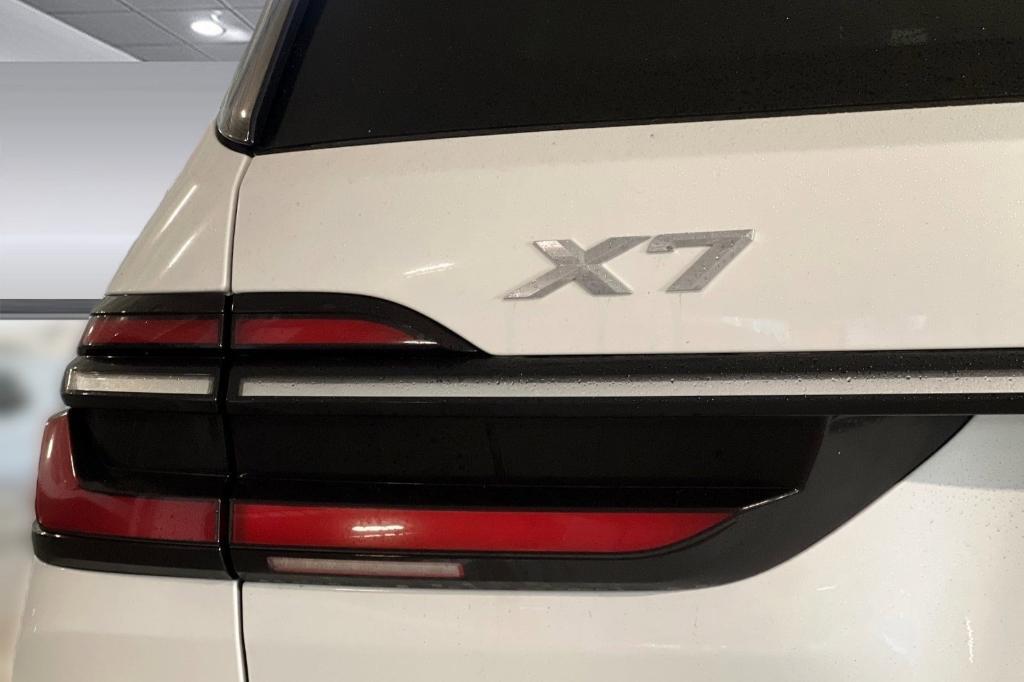 new 2026 BMW X7 car, priced at $99,140