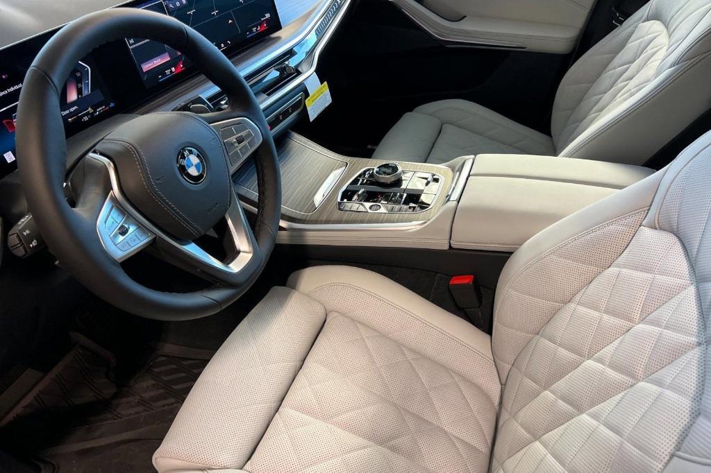 new 2026 BMW X7 car, priced at $99,140
