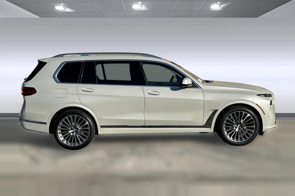 new 2026 BMW X7 car, priced at $98,140