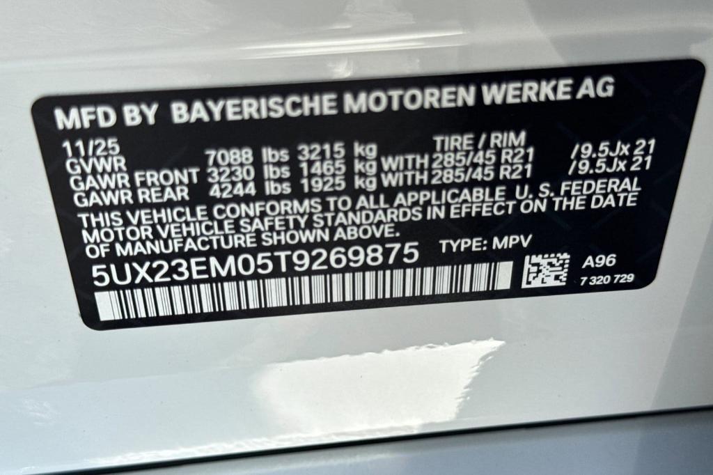 new 2026 BMW X7 car, priced at $92,540