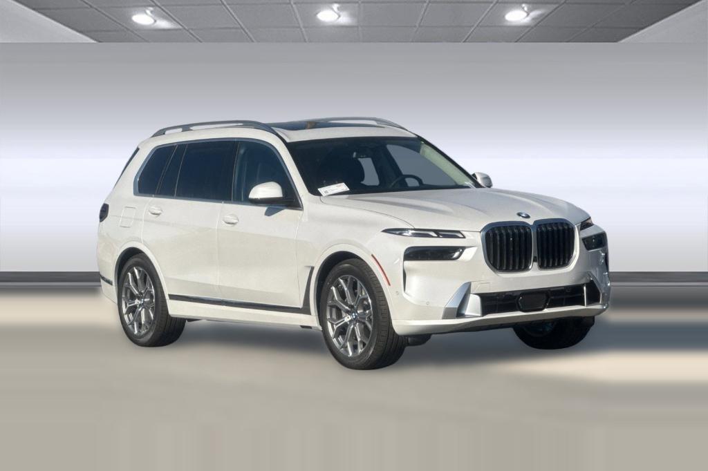 new 2026 BMW X7 car, priced at $92,540